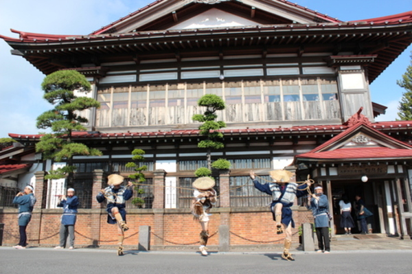 金木さなぶり荒馬踊り